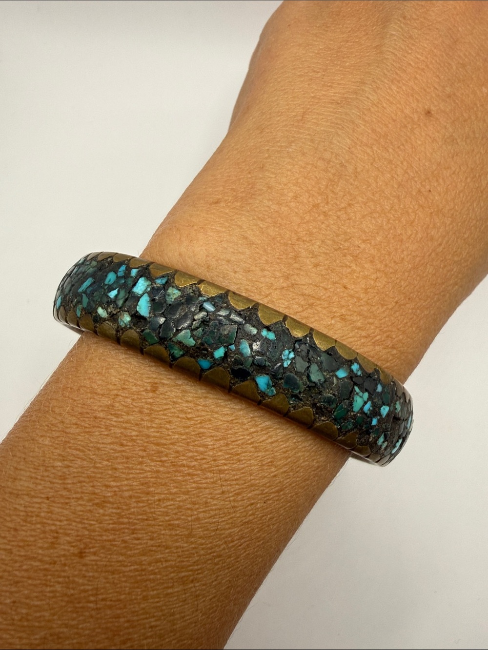 Vintage India Gold Tone Crushed Turquoise Blue Large Cuff Bangle Bracelet